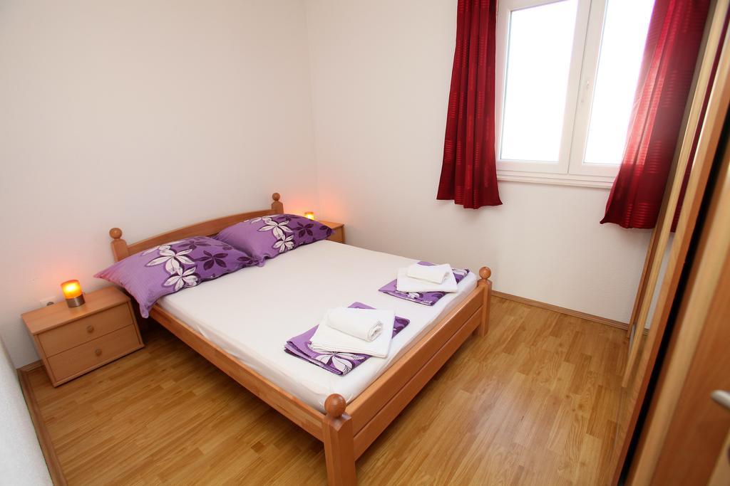 Karlo Apartment Kastela