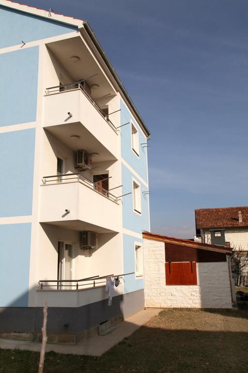 Apartment Karlo